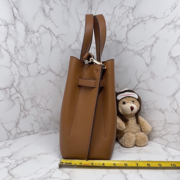 Michael Kors Emilia Large Satchel - Picture 2 of 9